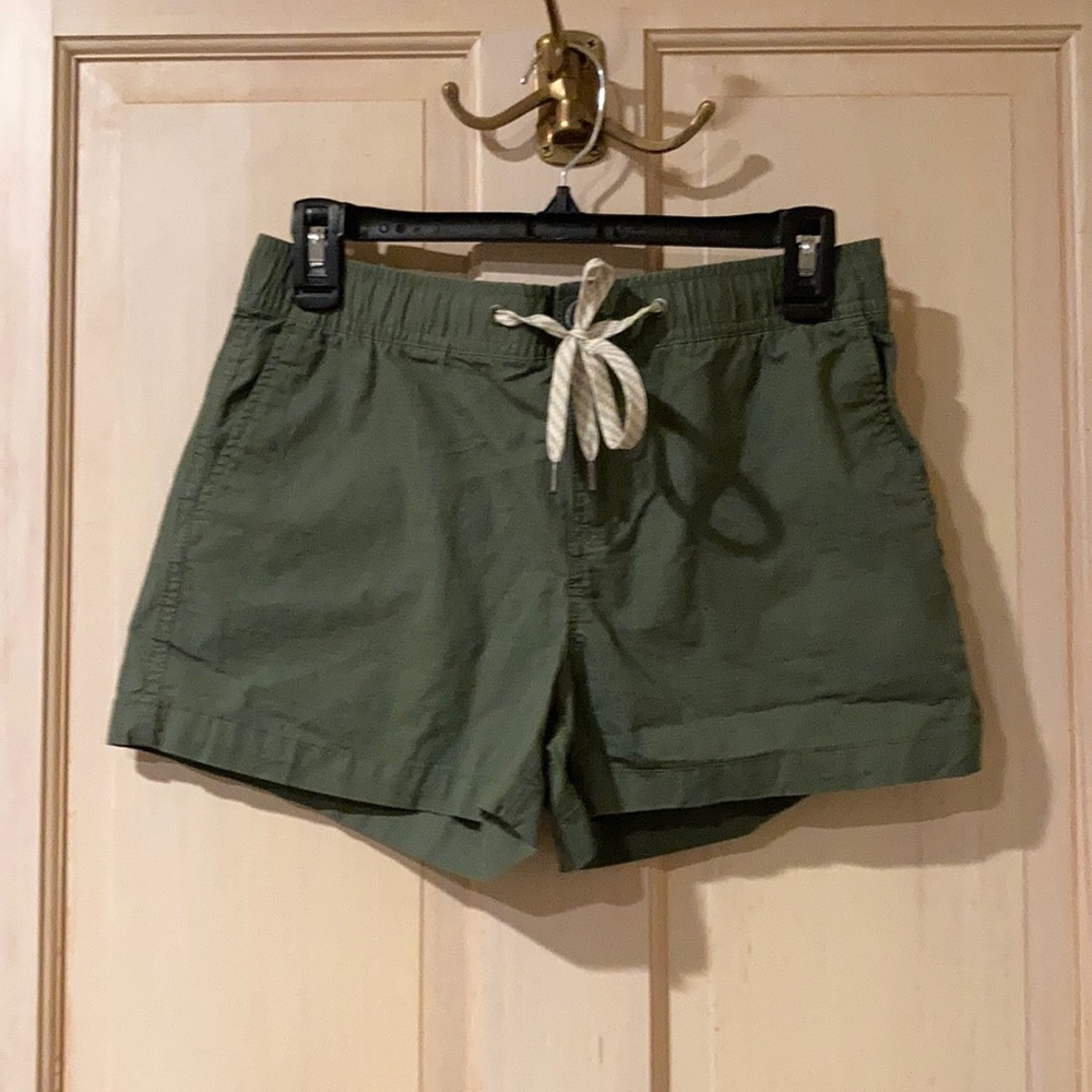 Vuori Shorts